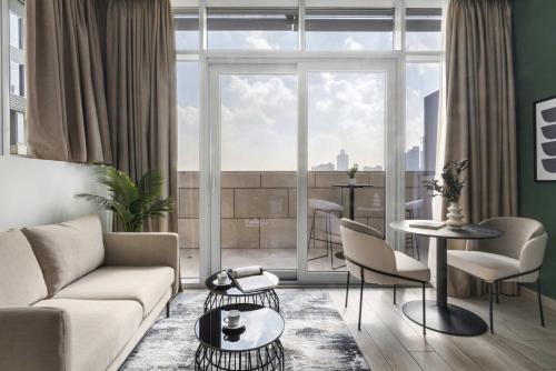 Silkhaus modern DIFC studio with Burj Khalifa view in Burj Daman, Dubaj (fotografie 7)