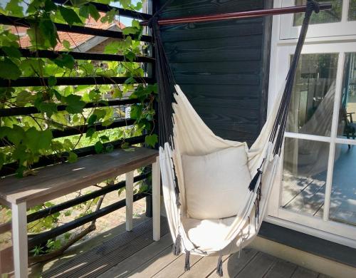 Modern historic home in a green setting in Хевелавен