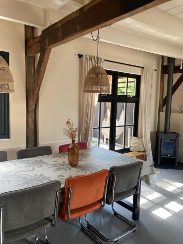 Modern historic home in a green setting in Хевелавен