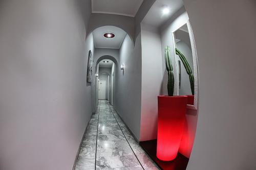 H Rooms boutique Hotel near Lungomare Caracciolo