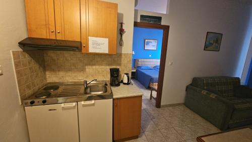Comfort Bathroom Apartments image 7