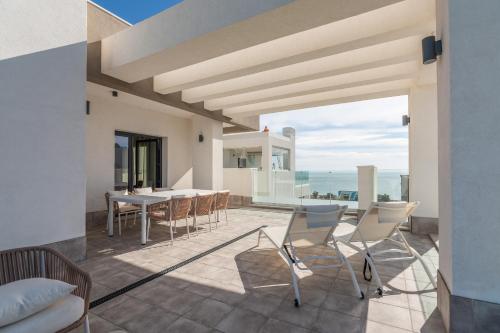 Los Flamencos Atico by Ĥ - Playa de los Haraganes HLHF5501P69