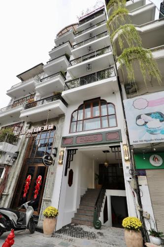 Maison Nha 16 Nguyen Khuyen – Hanoi, NY