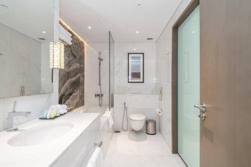 Kempinski Central Avenue Residence 1BR- Direct access to Dubai Mall, Dubaj (zdjęcie 10)