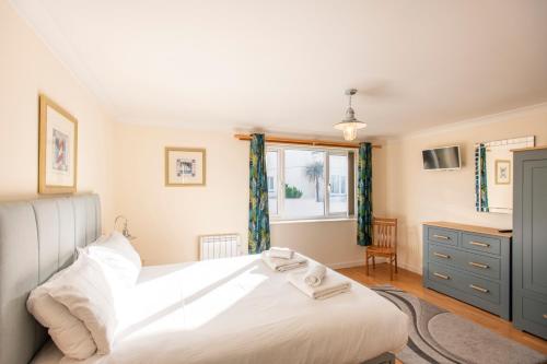 Dolphin - Pet Friendly Self Catering Holiday Cottage Hayle St Ives Bay, Hayle (Foto 7)