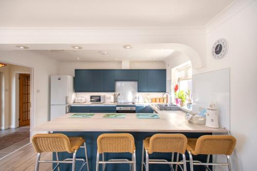 Dolphin - Pet Friendly Self Catering Holiday Cottage Hayle St Ives Bay, Hayle (Foto 3)