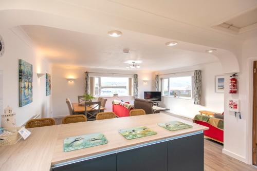 Dolphin - Pet Friendly Self Catering Holiday Cottage Hayle St Ives Bay, Hayle (Foto 4)