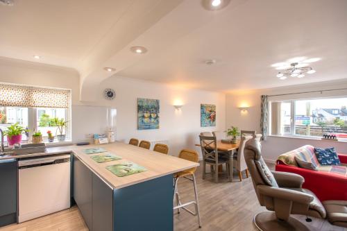 Dolphin - Pet Friendly Self Catering Holiday Cottage Hayle St Ives Bay, Hayle (Foto 5)