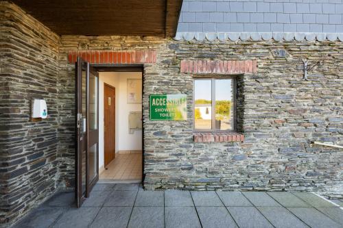 حمام, Camping Pods, Stowford Farm Meadows in كومبي مارتين