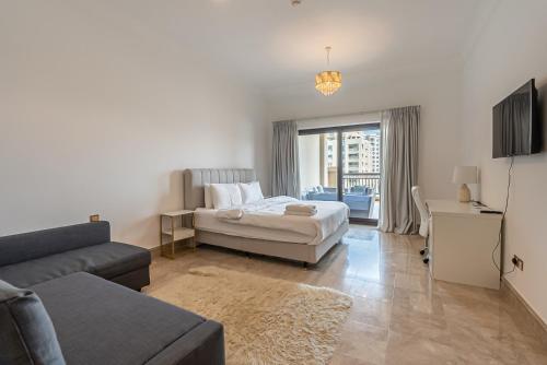 Newly furnished 1BDR apartment in The Palm Fairmont, Dubaj (fotografie 6)