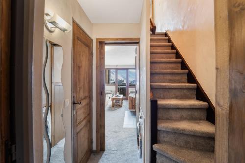 Lobby, Chalet Chamois - central modern Duplex for 6 by Avoriaz Chalets in Morzine