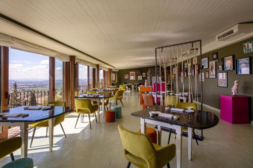 餐廳, 馮特貝拉酒店 (Hotel Fontebella) in 阿西西