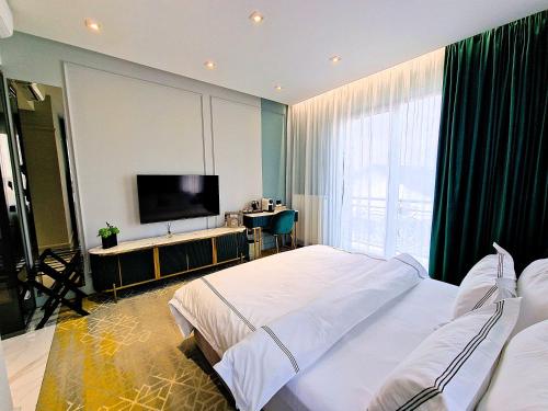 1 queen bed