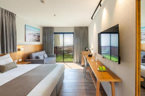 Facilities, Roxon Desert Arad in Arad