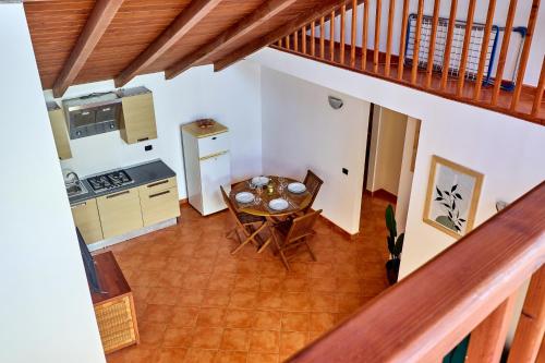 2 bedrooms, 3 beds