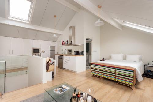 Modern loft in Principe Real - AirCon | By Airnest, Lisbon