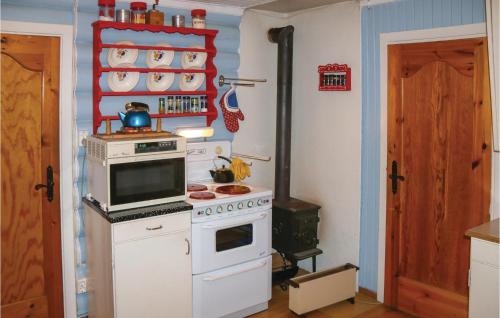 Kjøkken, Three-Bedroom Holiday Home In Sjusjoen in Sjusjøen