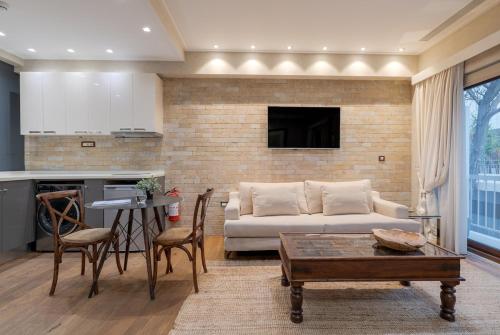 Artemis - Luxenia Suites, Atene