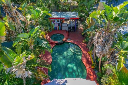 Historic Bungalow With Private Pool In Ybor City