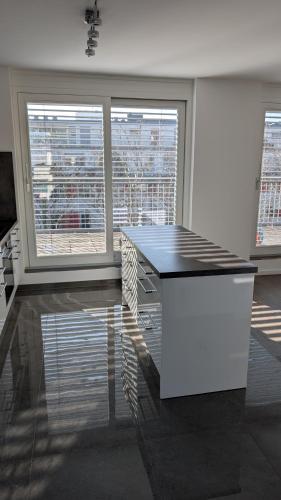 DoubleBedroom in Topfloor Apartment Doppelzimmer auf oberster Etage, Mnichov (fotografie 5)