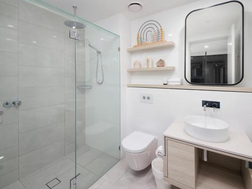 Beachfront Luxe Escape at Surfers Paradise Parking