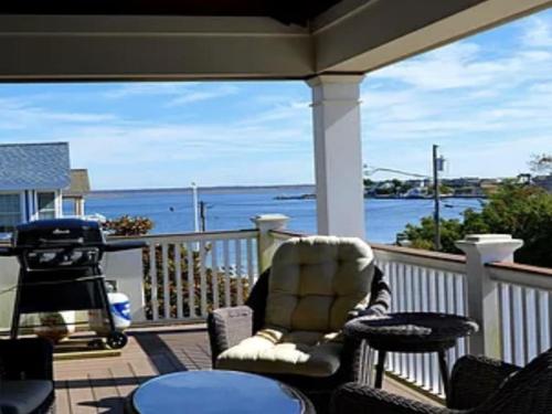 Spectacular Views From This Reversed Living Home! in Harvey Cedars, USA