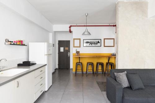 Rena's House Smart Hotel - image 5