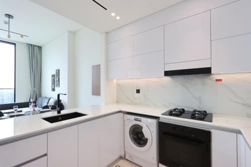 Livbnb-1B Elegant City Living with City Views, JVC, Dubaj (zdjęcie 6)