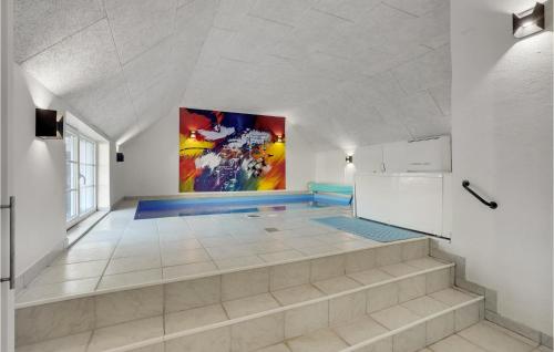 Peldbaseins, Pet Friendly Home In Vils With Sauna in Sillerslev