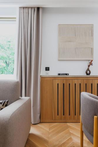 Exceptional flat - 1BD 6P- Arc de Triomphe - image 14