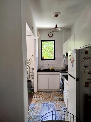 Cómodo apartamento en excelente ubicación - image 5