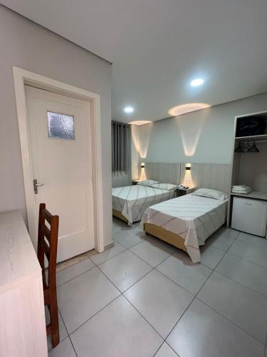 Hotel Salomão - Próximo a 25 de Março, Bom Retiro, Brás e Rua Santa Efigênia, a 2 minutos do Mirante Sampa Sky e pista de Skate Anhangabaú, São Paulo (fotografie 10)