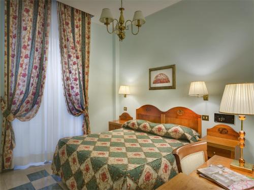 Hotel Aberdeen Room Type - Double or Twin Room