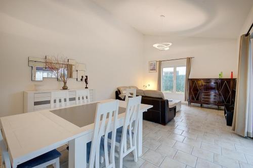 La maison en bois - 6 personnes in 聖阿韋坦