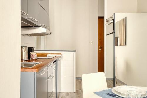 Elegant One-Bedroom Apartment in Porta Romana, Милан (фото 6)