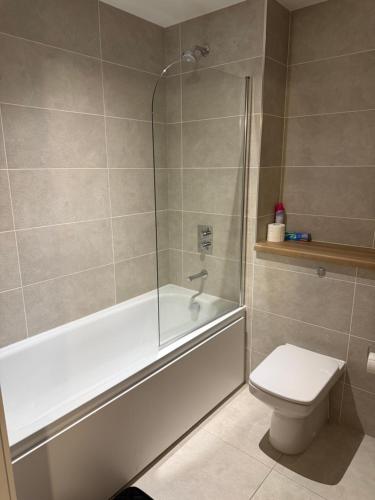 The Urban Escape in Media City - A private room and bathroom in a shared apartment, Manchester (fotografie 4)