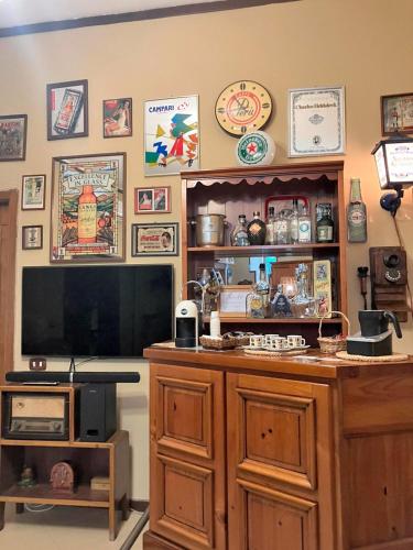 Vintage House Bar Naples By FH, Napoli (foto 7)
