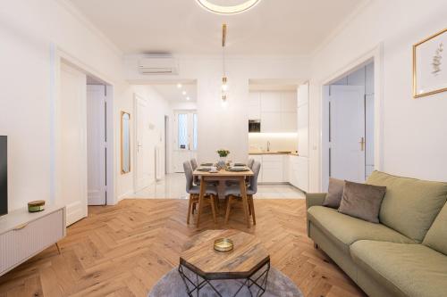 Ambient Aura Apartment 1