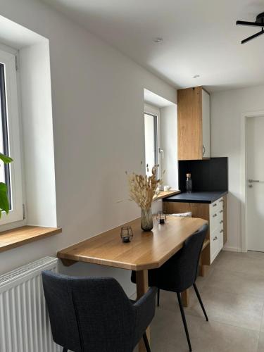 Moderne 2-Schlafzimmer Wohnung für 2-3 Personen - Optimal für Arbeit und Erholung in Markt Indersdorf, Deutschland