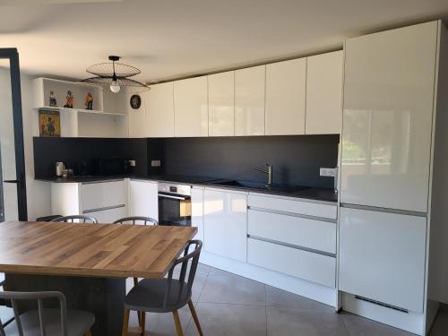 virtuve, Vue Mer & Montagne in Morsiglia
