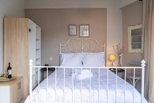 Malias essences ΙΙ Malias essences ΙΙ