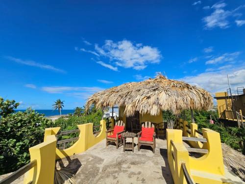 Erkély/terasz, KuDehya Guesthouse in Treasure Beach