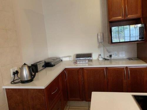 Weeping Classic Lodge