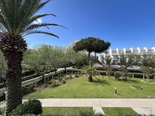 Apartment with Garden View room in Sol-y-Days Arc en ciel appartement moderne proche plages