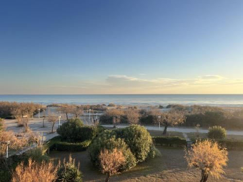 Apartment with Sea View room in Sol-y-Days Escale Belle vue mer