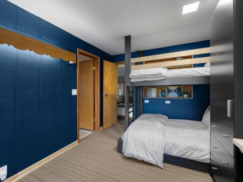 River Idyll - Meredith Lodging