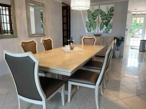 Gated Community with a private pool! in Humacao