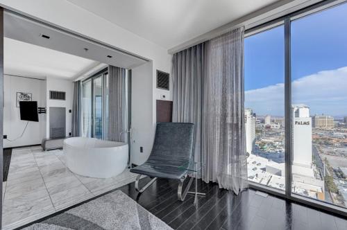 The Lindo Cafaro Suite at Palms Place, Las Vegas (photo 8)