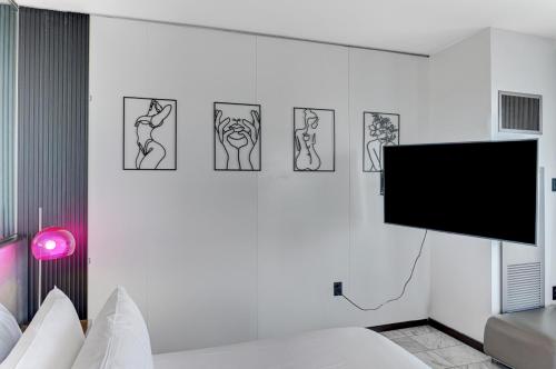 The Lindo Cafaro Suite at Palms Place - image 5