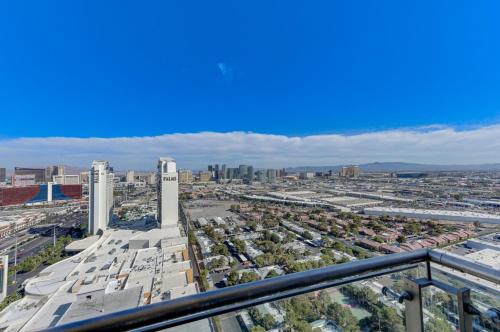 Suite with Balcony image 5
